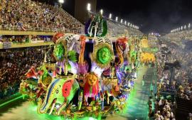 brazil-truong-day-samba-tong-duyet-cho-carnival-rio