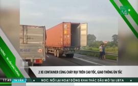 2-xe-container-cung-chay-rui-tren-cao-toc
